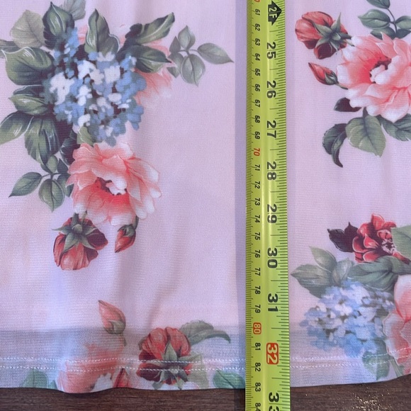 Pink floral dress - Picture 10 of 10